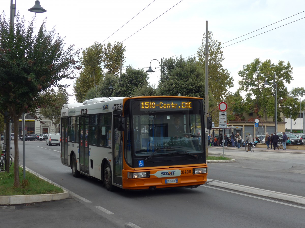 (165'781) - START Cesena - Nr. 31'409/DY-376 RF - Cacciamali am 25. September 2015 beim Bahnhof Rimini