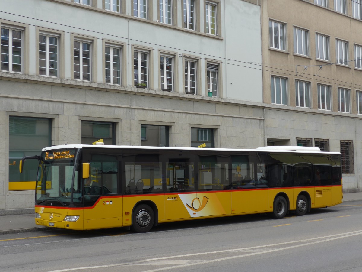 (166'406) - AVA Aarberg - Nr. 5/BE 639'515 - Mercedes am 24. Oktober 2015 in Biel, Bahnhofplatz