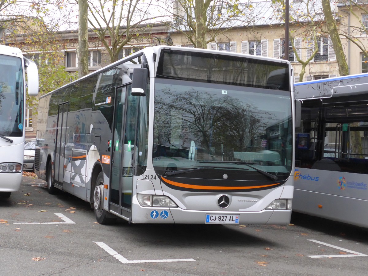 (167'219) - Mobilien - Nr. 12'124/CJ 927 AL - Mercedes am 17. November 2015 in Versailles, Chteau