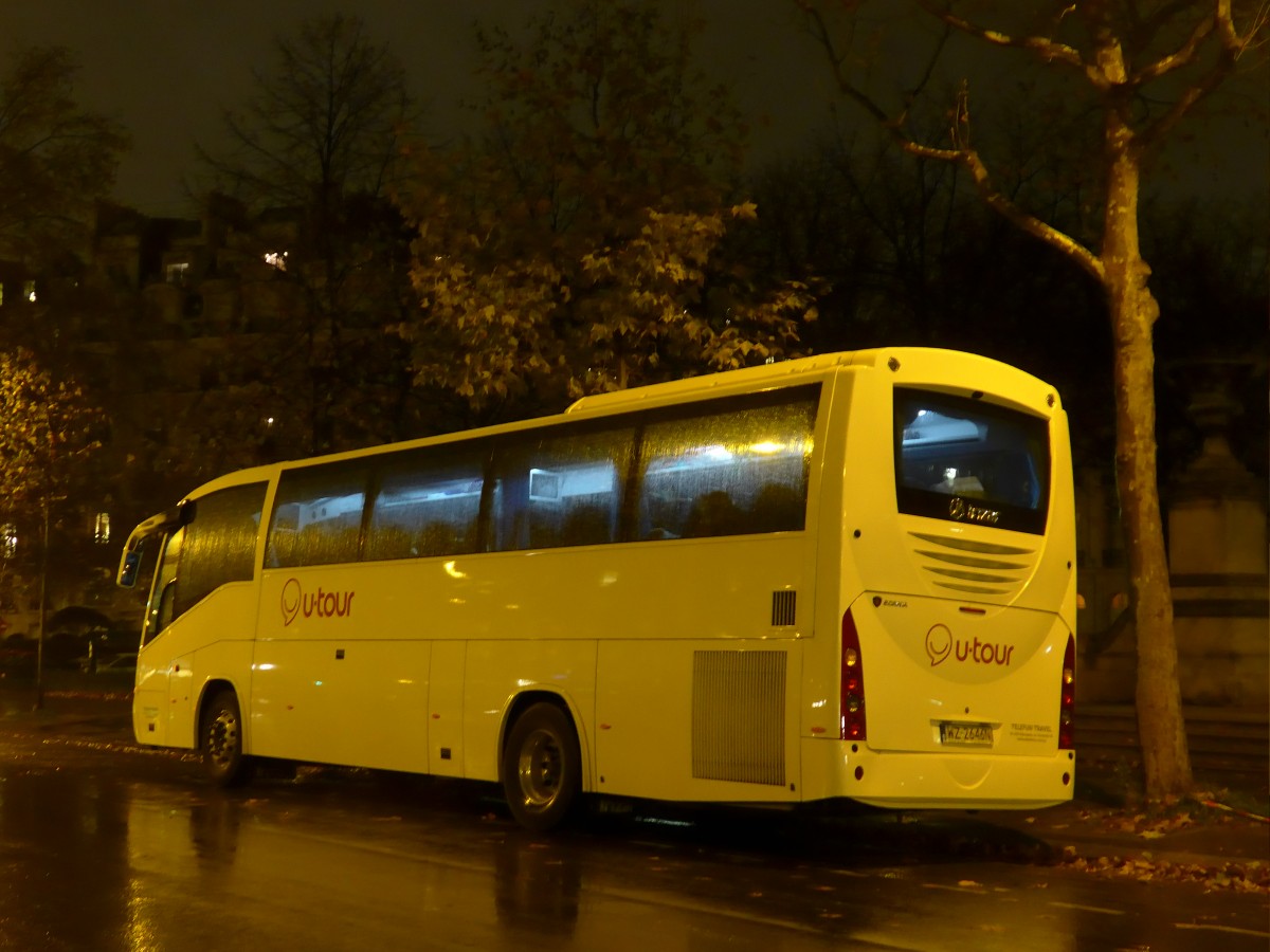 (167'289) - Aus Polen: Telefun, Warszawa - WZ 2646N - Scania/Irizar am 17. November 2015 in Paris, Tour Eiffel