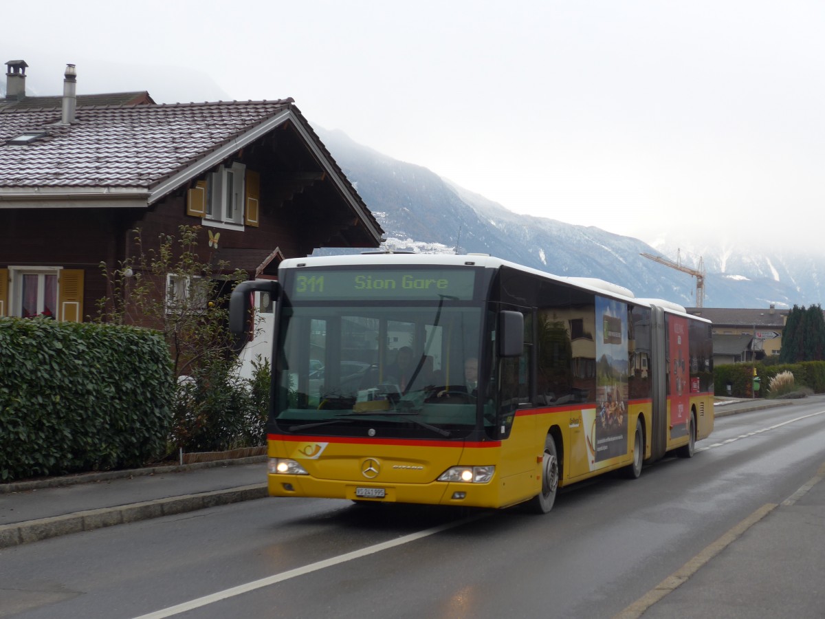 (167'568) - PostAuto Wallis - Nr. 10/VS 241'995 - Mercedes am 29. November 2015 in Leytron, Alte Post