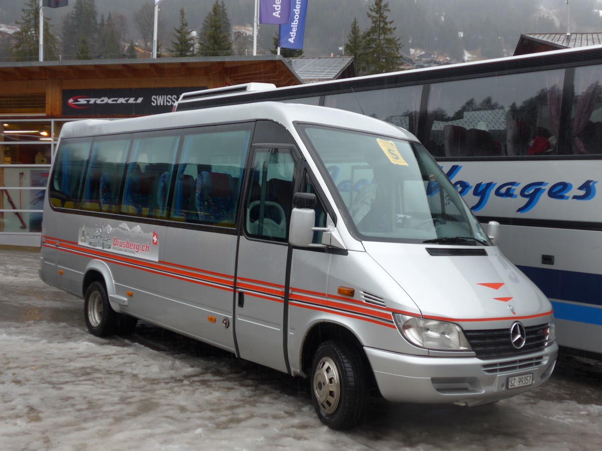 (168'364) - Schelbert, Einsiedeln - SZ 99'357 - Mercedes am 9. Januar 2016 in Adelboden, ASB