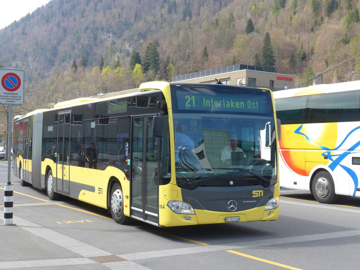 (169'857) - STI Thun - Nr. 164/BE 752'164 - Mercedes am 11. April 2016 beim Bahnhof Interlaken Ost