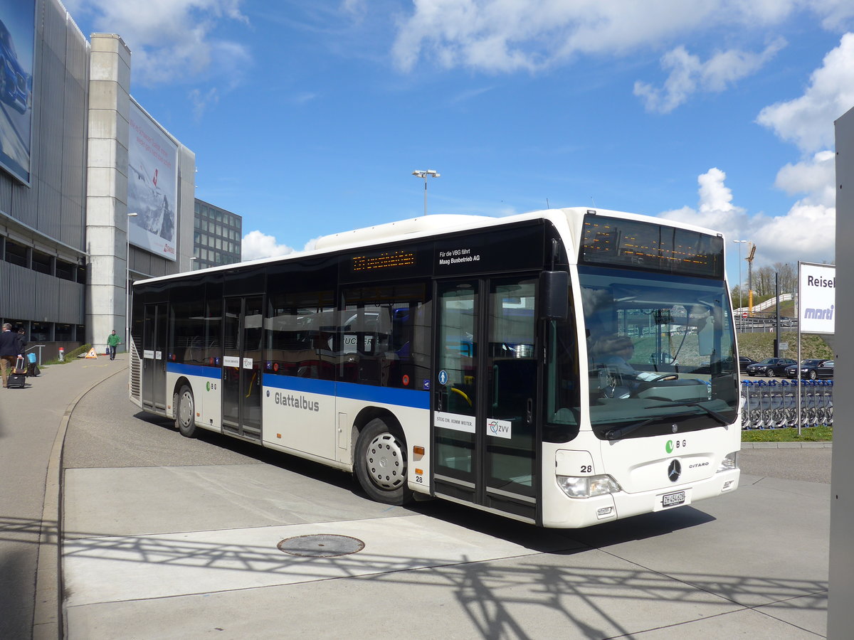 (170'028) - Maag, Kloten - Nr. 28/ZH 454'628 - Mercedes am 14. April 2016 in Zrich, Flughafen