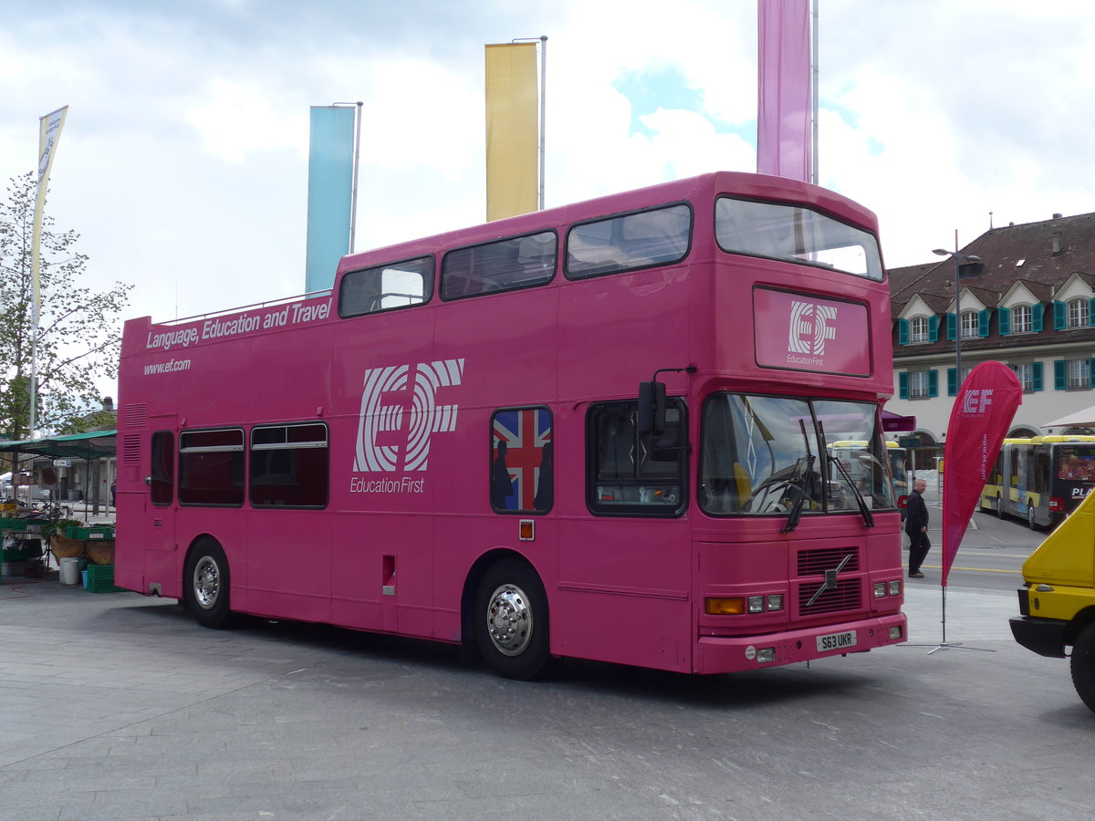 (170'236) - Aus England: EF, London - S63 UKR - Volvo am 27. April 2016 in Thun, Aarefeldplatz