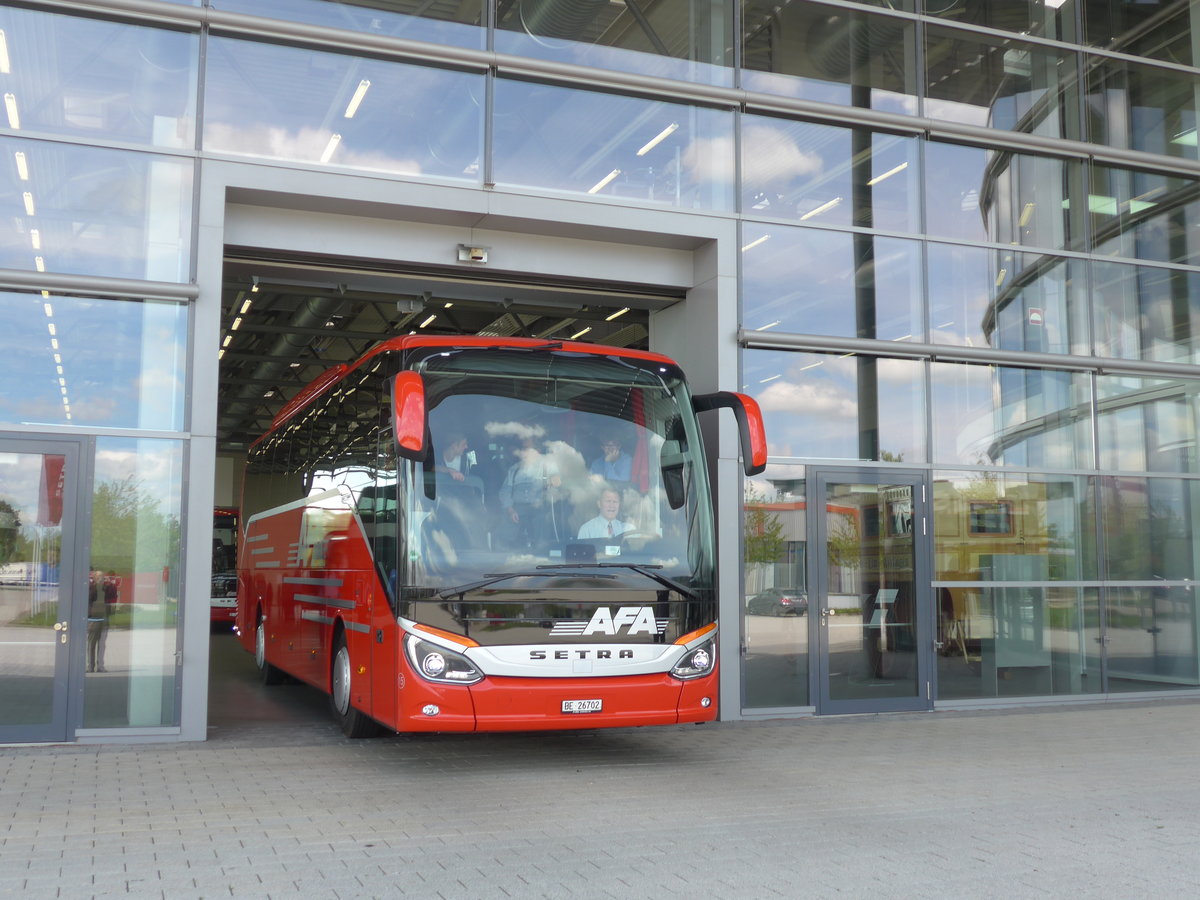 (171'175) - Fr die Schweiz: AFA Adelboden - Nr. 15/BE 26'702 - Setra am 20. Mai 2016 in Neu-Ulm, Setrawerk