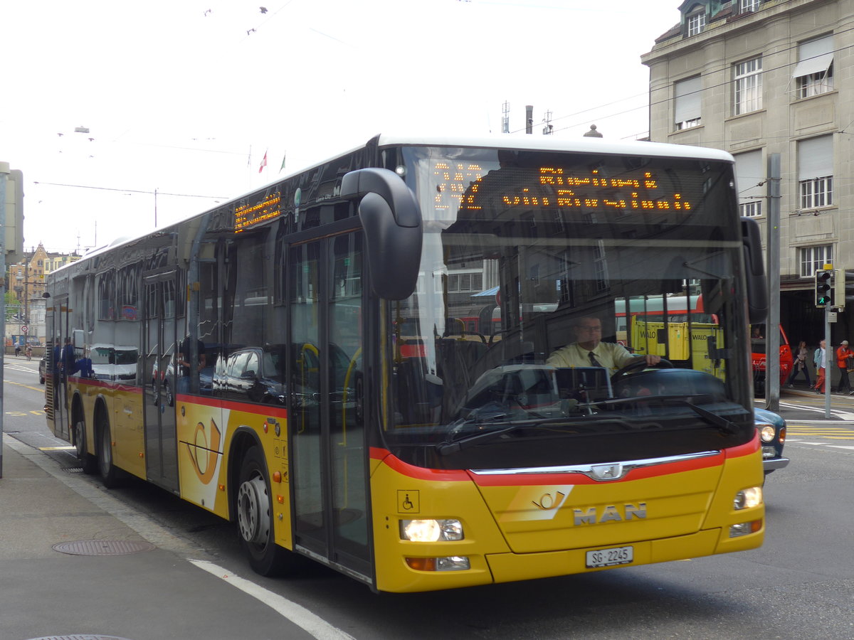 (172'620) - Schwizer, Goldach - SG 2245 - MAN am 27. Juni 2016 beim Bahnhof St. Gallen (prov. Haltestelle)