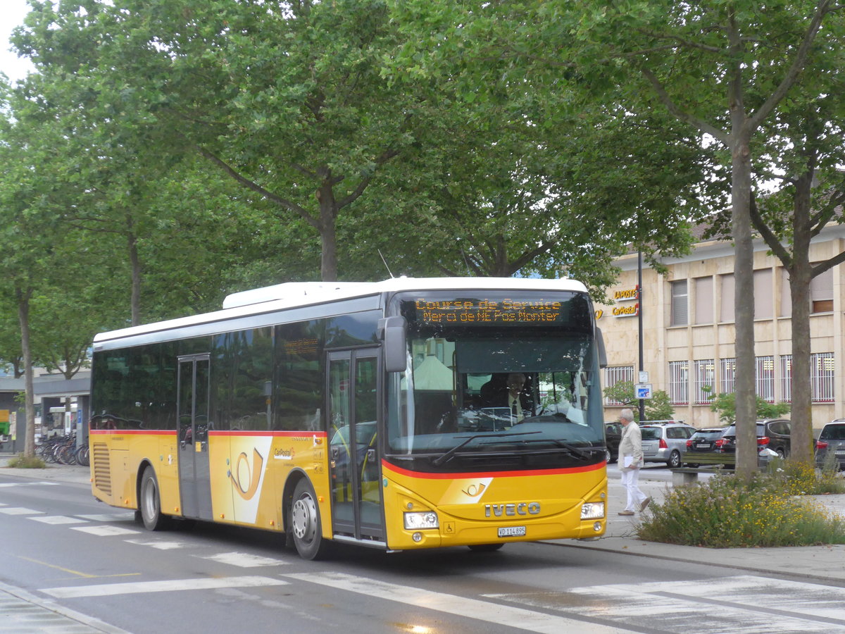 (172'881) - CarPostal Ouest - VD 114'895 - Iveco am 13. Juli 2016 beim Bahnhof Yverdon