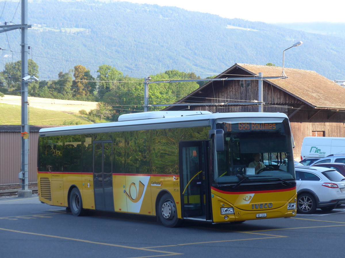 (173'025) - Faucherre, Moudon - VD 1124 - Iveco am 15. Juli 2016 beim Bahnhof Orbe