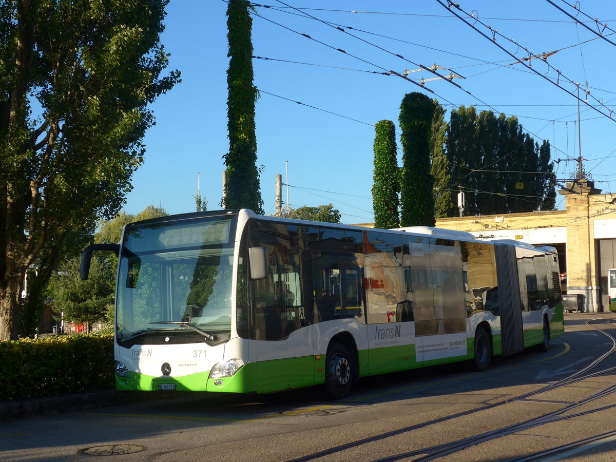 (173'093) - transN, La Chaux-de-Fonds - Nr. 371/NE 146'371 - Mercedes am 17. Juli 2016 in Neuchtel, Dpt