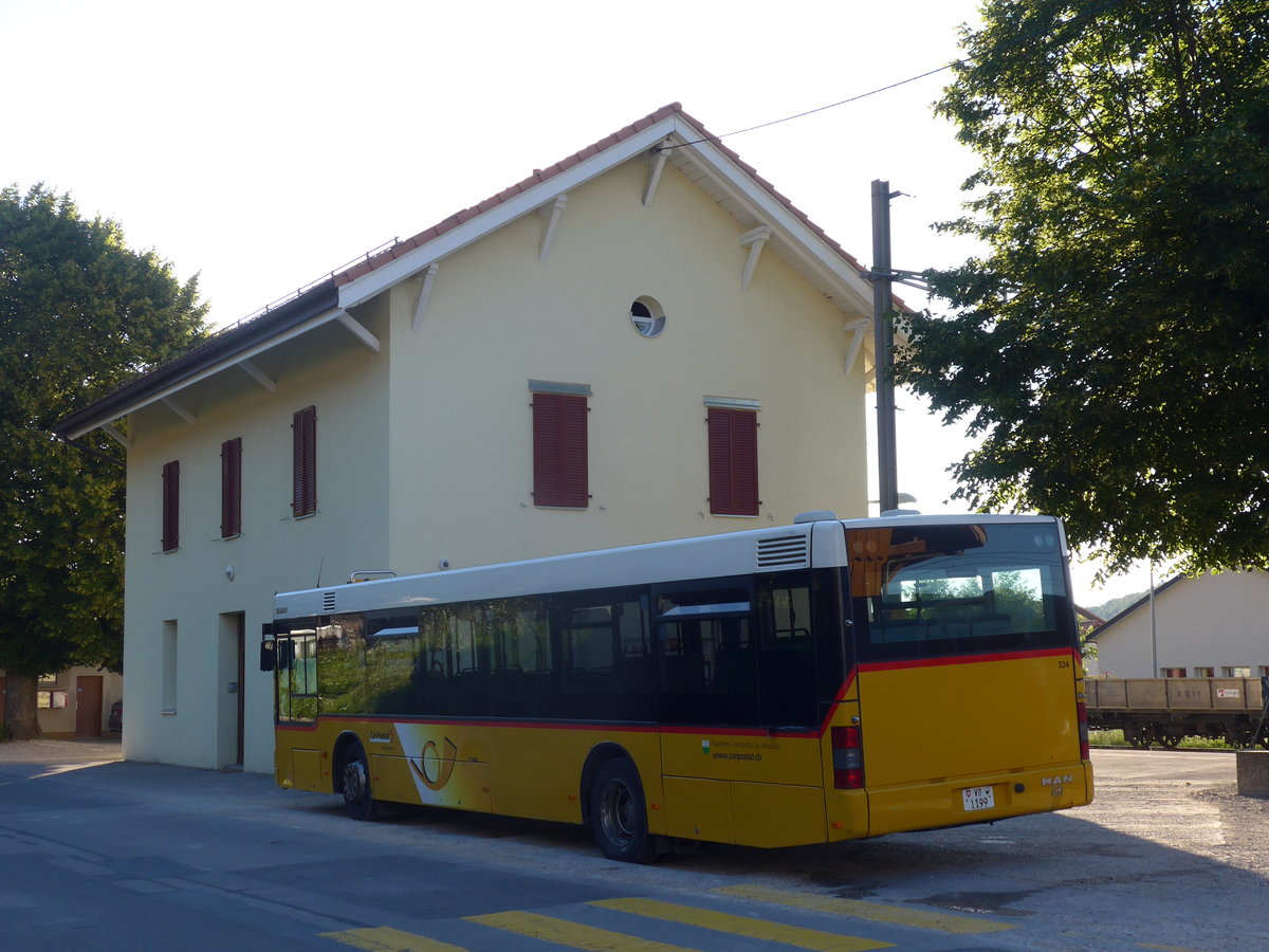 (173'152) - Faucherre, Moudon - VD 1199 - MAN (ex AVO Orbe Nr. 95) am 20. Juli 2016 beim Bahnhof Baulmes