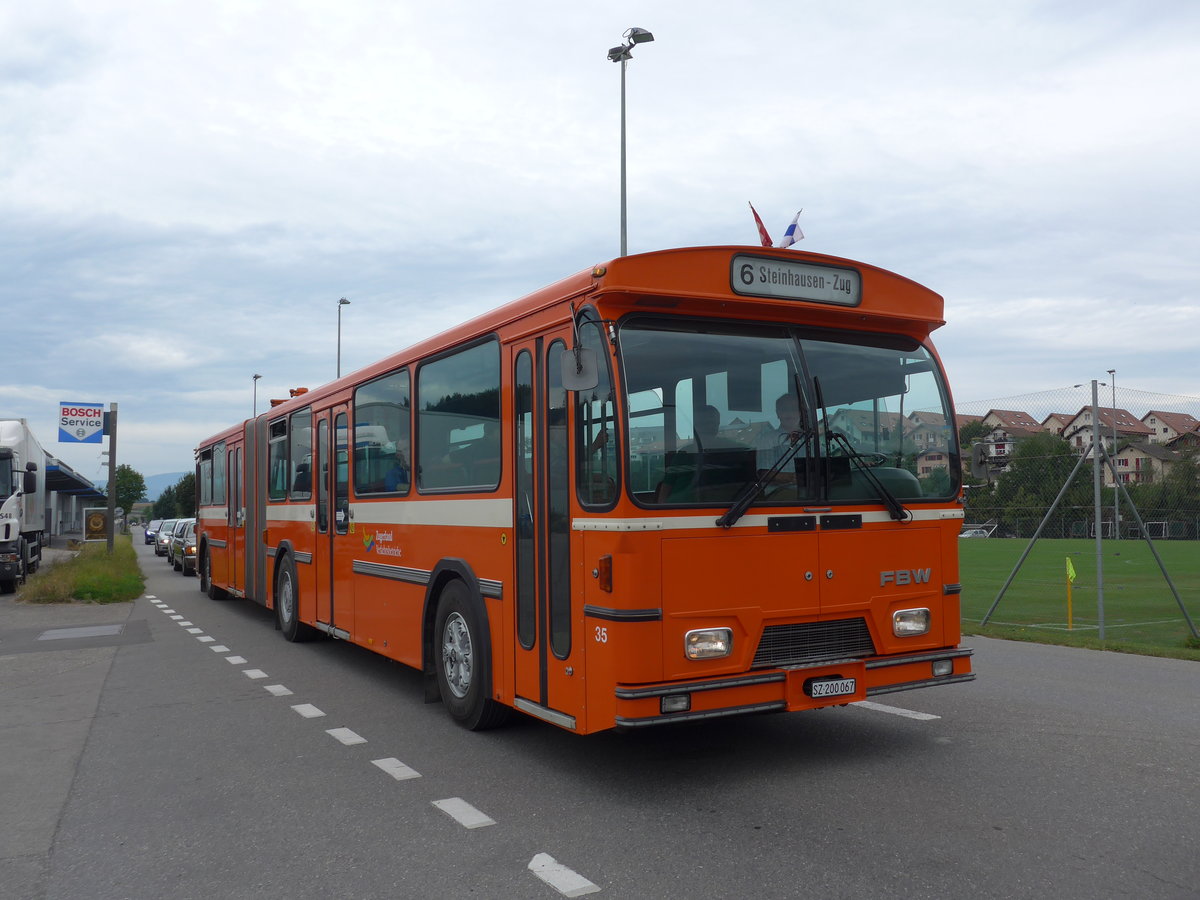 (174'548) - ZVB Zug (RWB) - Nr. 35/SZ 200'067 - FBW/Hess am 4. September 2016 in Schpfen, Lyssstrasse