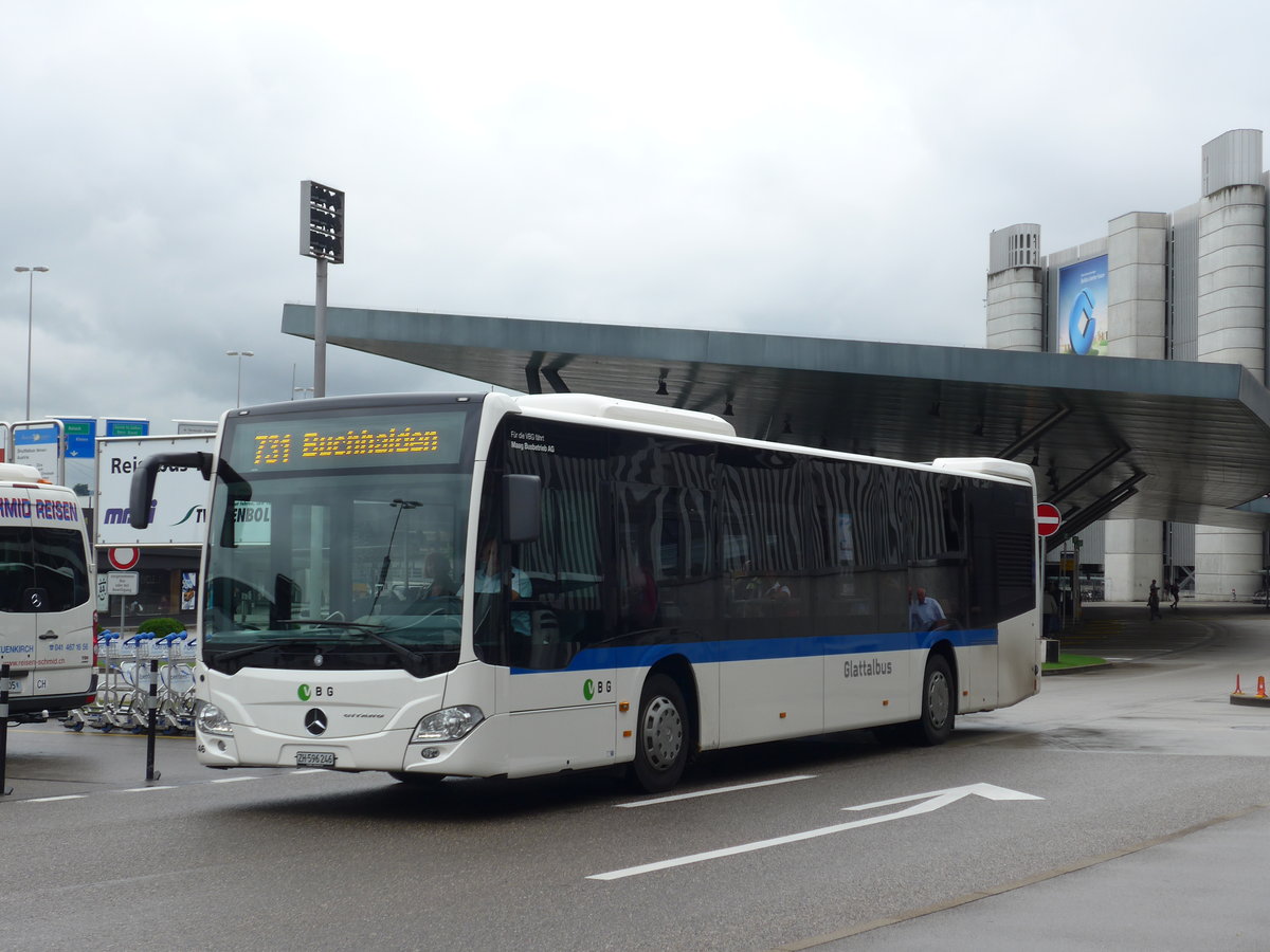 (174'587) - Maag, Kloten - Nr. 46/ZH 596'246 - Mercedes am 5. September 2016 in Zrich, Flughafen