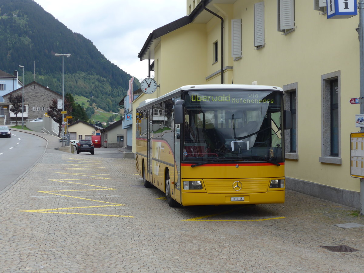 (174'985) - Mattli, Wassen - UR 9105 - Mercedes am 18. September 2016 beim Bahnhof Airolo