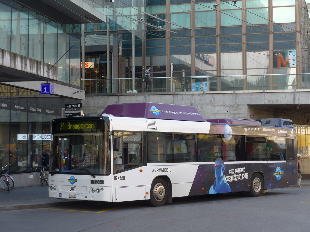 (175'256) - Bernmobil, Bern - Nr. 124/BE 624'124 - Volvo am 26. September 2016 beim Bahnhof Bern