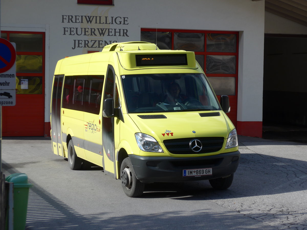 (176'042) - ??? - IM 869 GH - Mercedes am 20. Oktober 2016 in Jerzens, Feuerwehr