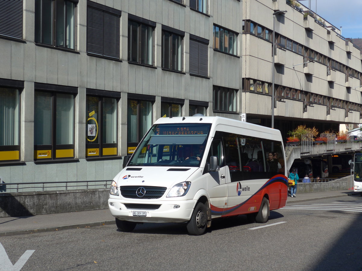 (176'243) - RVBW Wettingen - Nr. 17/AG 389'195 - Mercedes am 22. Oktober 2016 beim Bahnhof Baden