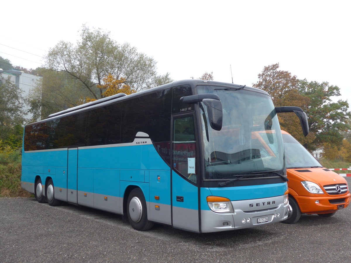 (176'268) - EvoBus, Kloten - ZH 792'286 - Setra am 23. Oktober 2016 in Kloten, EvoBus