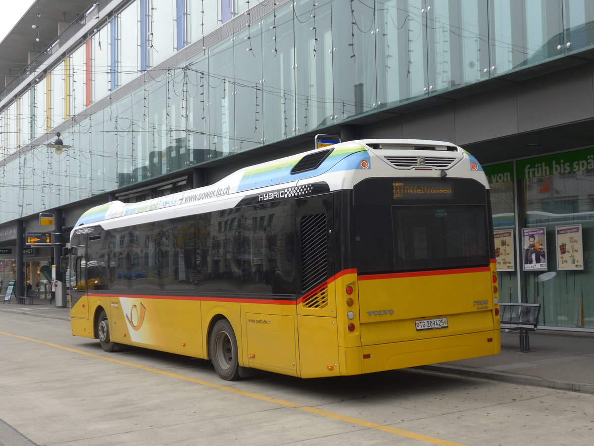 (176'491) - PostAuto Ostschweiz - TG 209'425 - Volvo am 4. November 2016 beim Bahnhof Frauenfeld