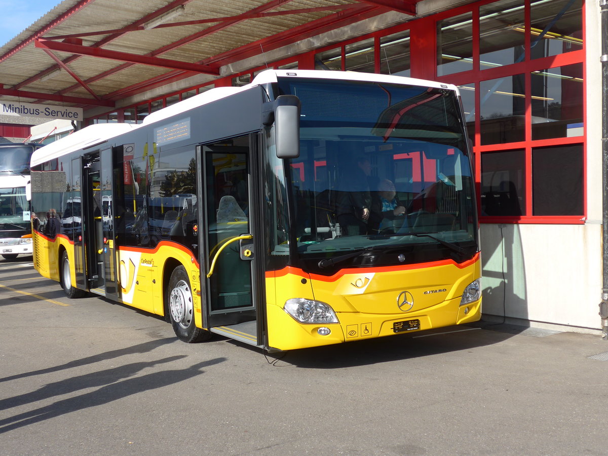 (176'517) - PostAuto Nordschweiz - (607'008) - Mercedes am 4. November 2016 in Kloten, EvoBus