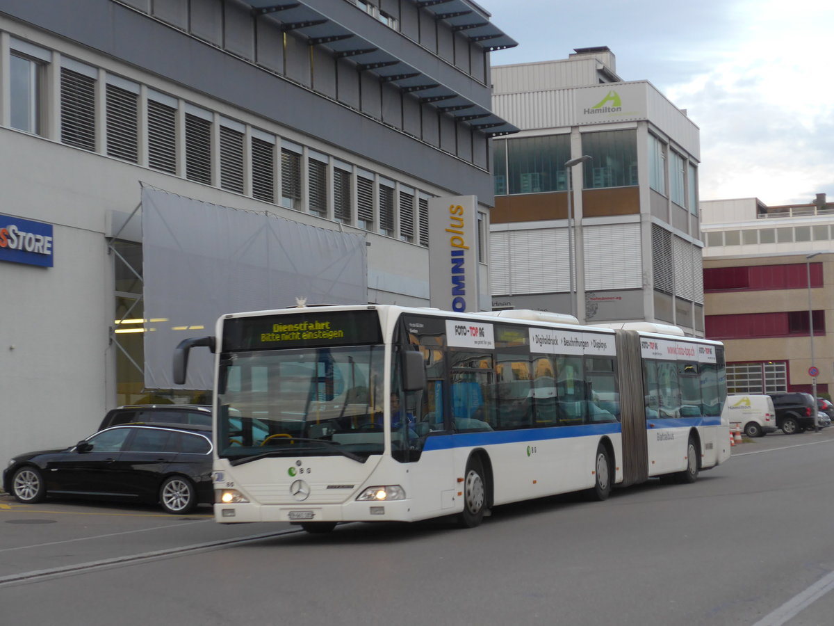 (176'571) - Welti-Furrer, Bassersdorf - Nr. 85/ZH 661'185 - Mercedes am 4. November 2016 in Kloten, EvoBus