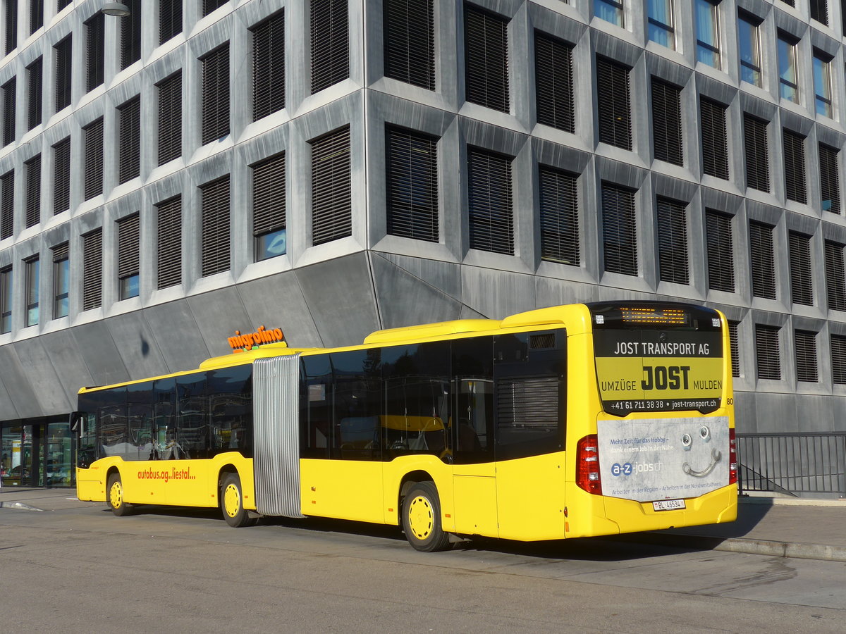 (176'884) - AAGL Liestal - Nr. 80/BL 46'534 - Mercedes am 5. Dezember 2016 beim Bahnhof Liestal