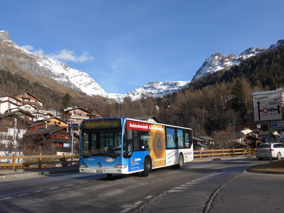 (177'387) - LLB Susten - Nr. 13/VS 38'013 - Mercedes am 26. Dezember 2016 in Leukerbad, Kantonsstrasse