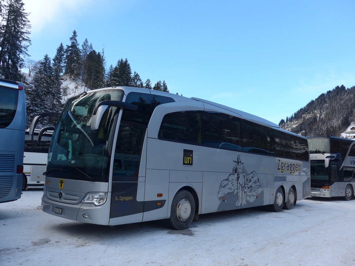 (177'741) - Zgraggen, Schattdorf - UR 9254 - Mercedes am 7. Januar 2017 in Adelboden, ASB