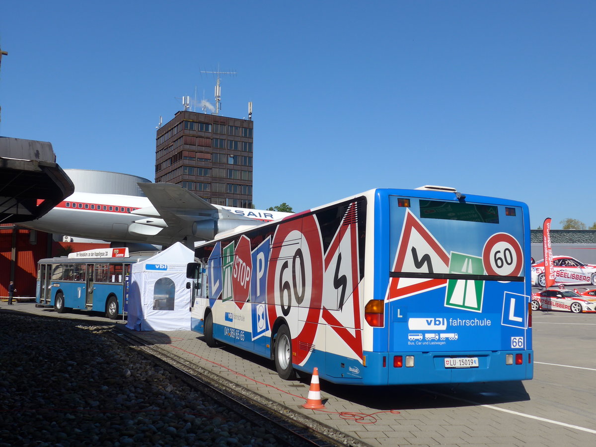 (179'780) - VBL Luzern - Nr. 66/LU 15'019 - Mercedes am 29. April 2017 in Luzern, Verkehrshaus