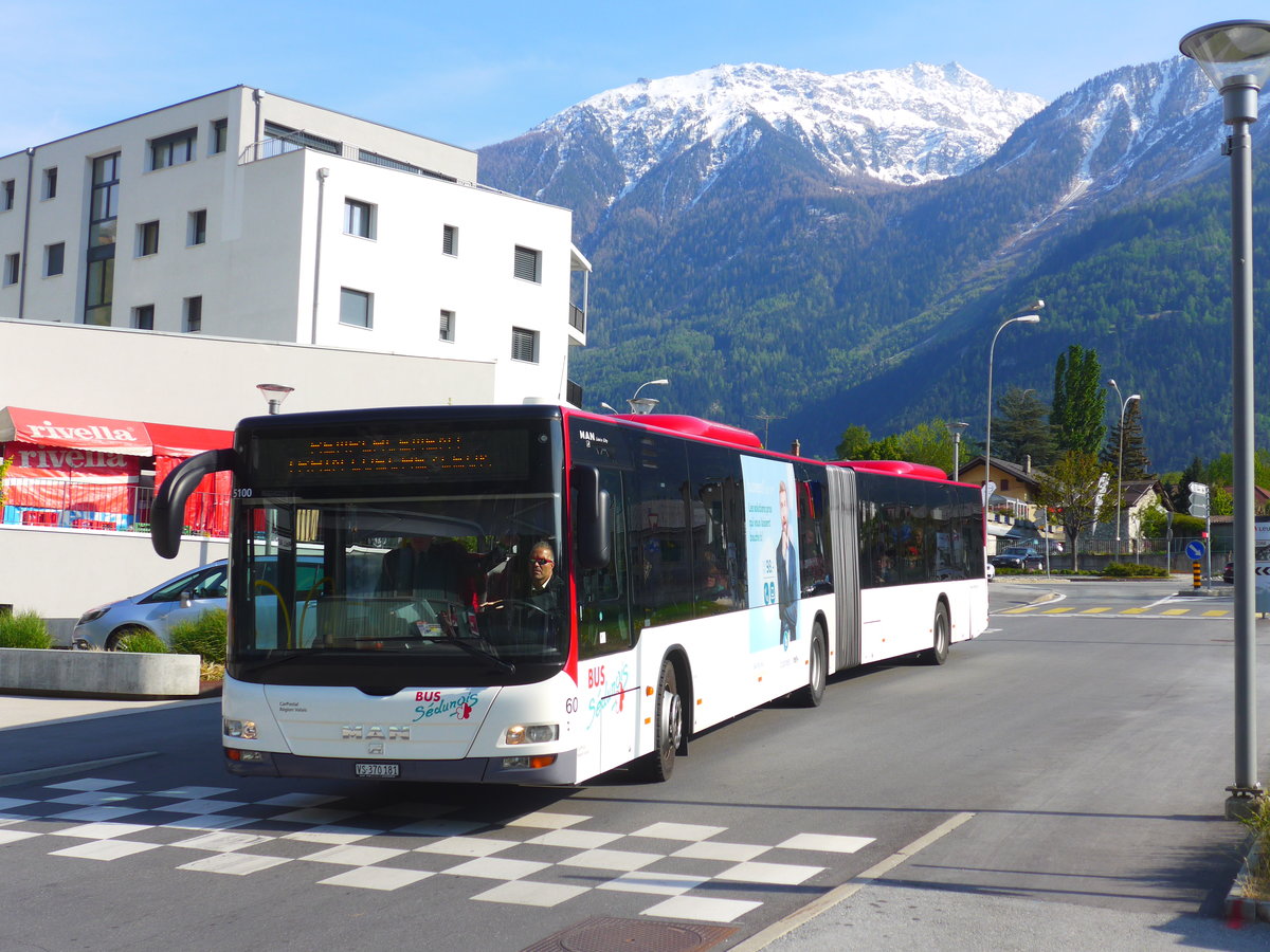 (179'969) - PostAuto Wallis - Nr. 60/VS 370'181 - MAN (ex Lathion, Sion Nr. 60) am 30. April 2017 beim Bahnhof Leuk