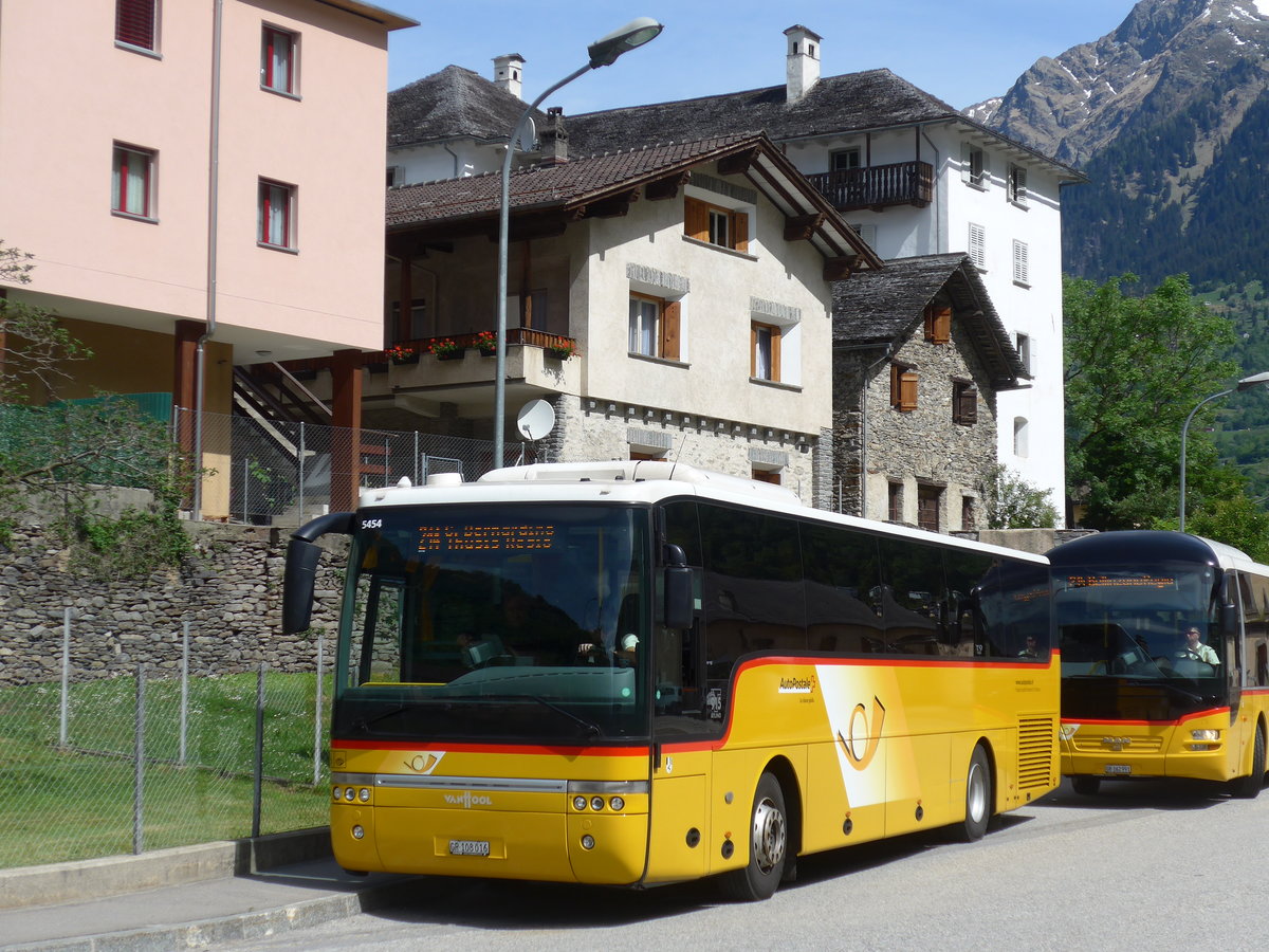 (180'499) - TpM, Mesocco - Nr. 16/GR 108'016 - Van Hool (ex PostAuto Graubnden) am 23. Mai 2017 in Mesocco, Stazione