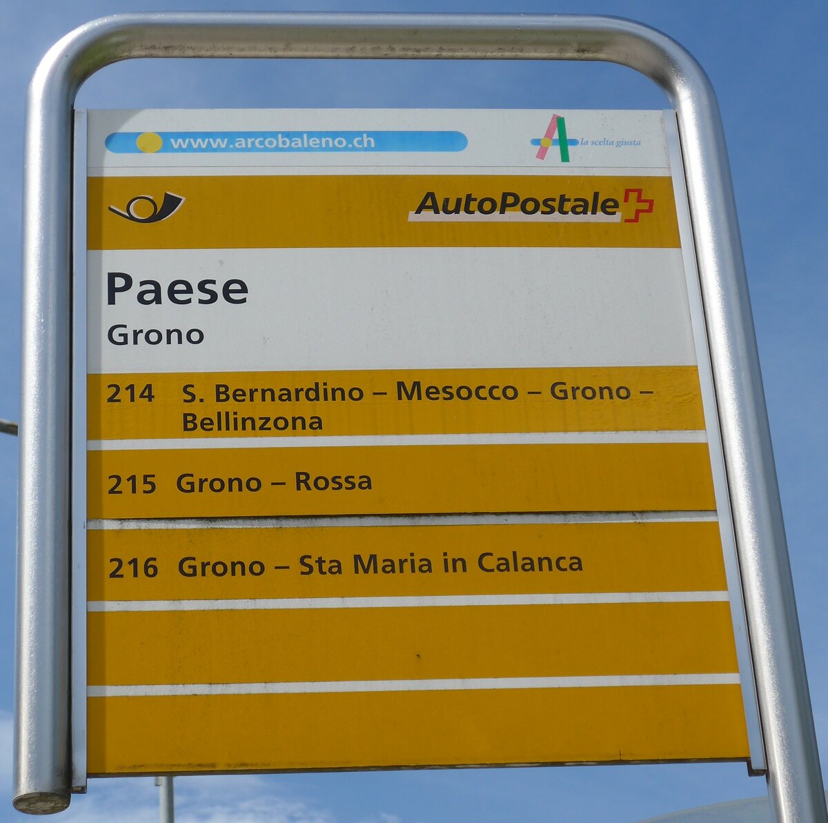 (180'517) - PostAuto-Haltestellenschild - Grono, Paese - am 23. Mai 2017