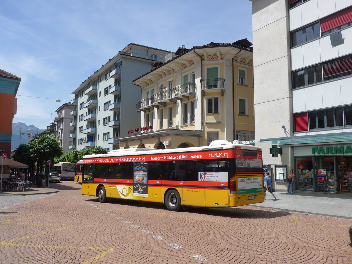 (180'545) - AutoPostale Ticino - TI 215'031 - Setra (ex P 25'650) am 23. Mai 2017 beim Bahnhof Bellinzona