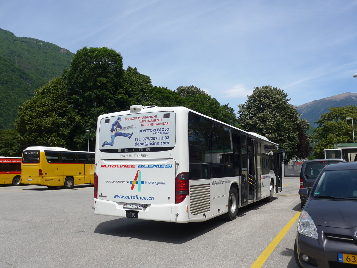 (180'563) - ABl Biasca - Nr. 19/TI 231'019 - Setra am 23. Mai 2017 in Bellinzona, Postgarage