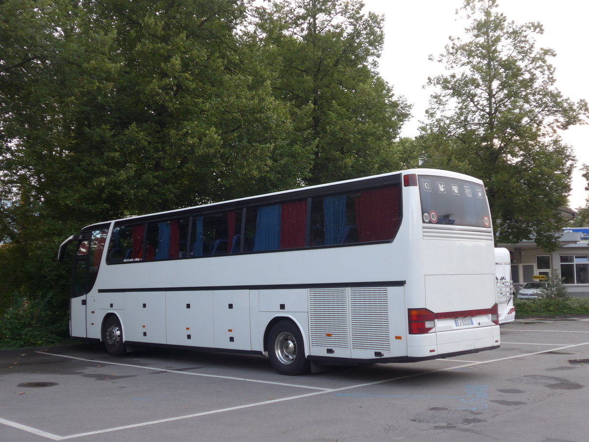 (182'471) - Aus Italien: ??? - FJ-923 ZE - Setra am 1. August 2017 in Thun, Grabengut