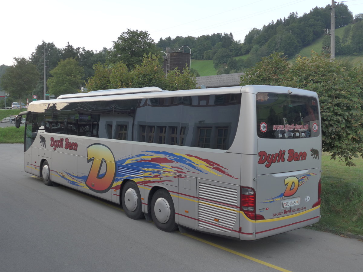 (184'279) - Dysli, Bern - Nr. 23/BE 28'435 - Setra am 25. August 2017 beim Bahnhof Mlenen