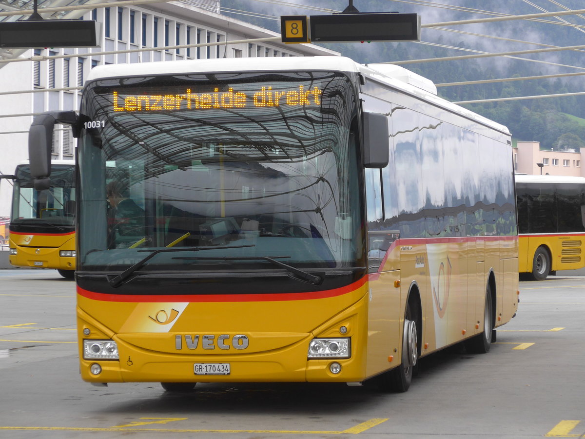 (184'798) - PostAuto Graubnden - GR 170'434 - Iveco am 16. September 2017 in Chur, Postautostation