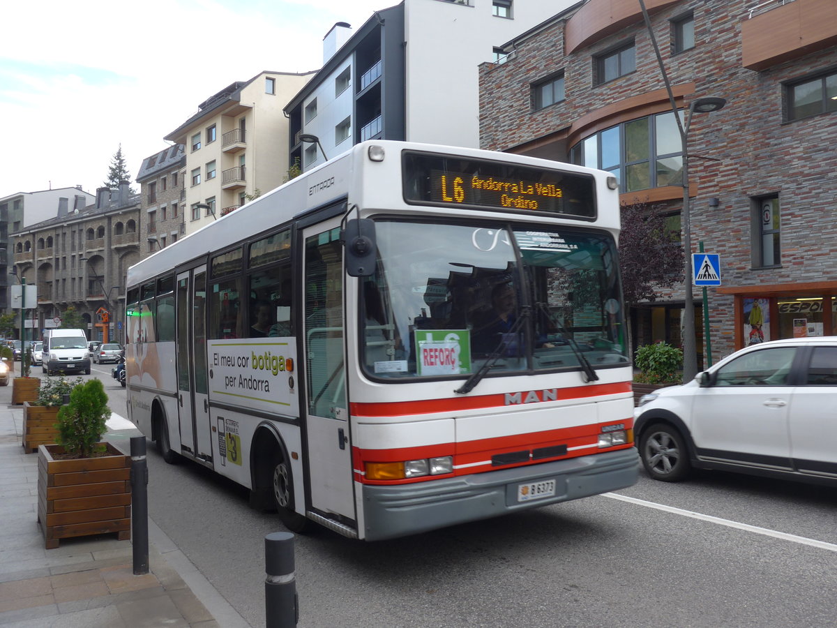 (185'582) - CIA Andorra la Vella - B6373 - MAN/Unicar am 28. September 2017 in La Massana, Les Entrades