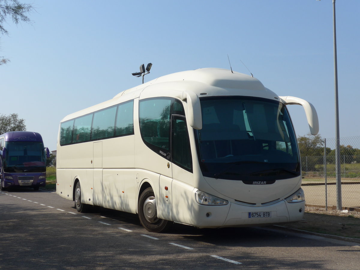 (185'641) - Balcorbus, Boadilla del Monte - 6754 BTB - Irizar am 29. September 2017 in Roses