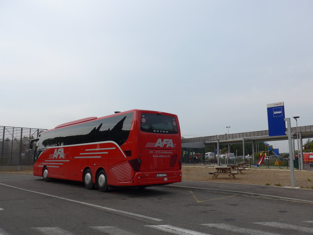 (185'718) - Aus der Schweiz: AFA Adelboden - Nr. 16/BE 21'181 - Setra am 30. September 2017 in Bziers, Raststtte Montblanc