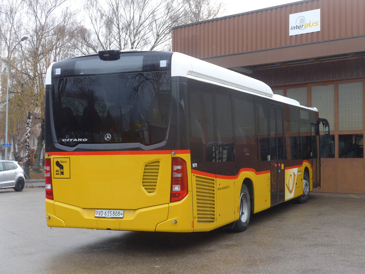 (186'672) - CarPostal Ouest - VD 615'808 - Mercedes am 25. November 2017 in Yverdon, Garage