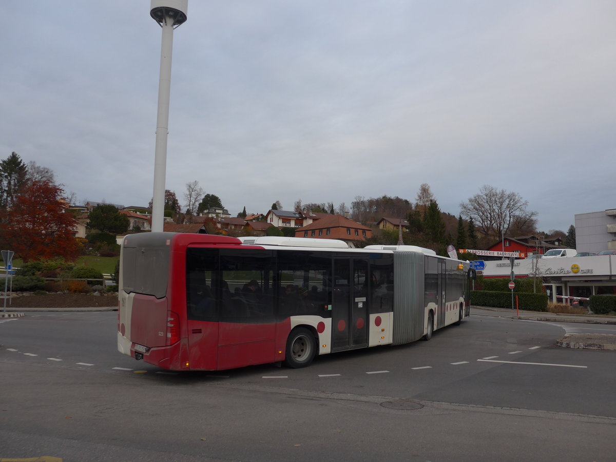 (186'705) - TPF Fribourg - Nr. 123/FR 300'254 - Mercedes am 27. November 2017 in Marly, Marly-Cit