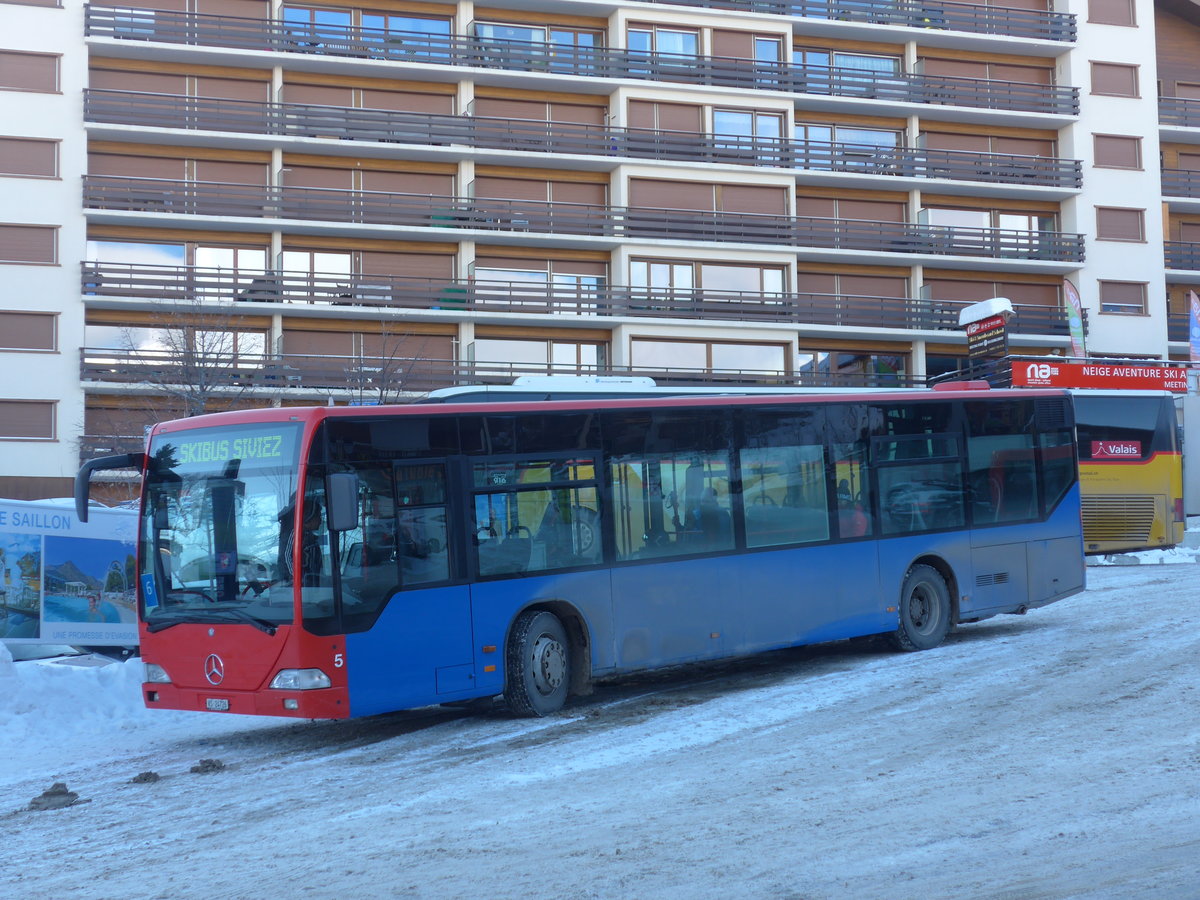 (186'983) - Lathion, Sion - Nr. 5/VS 24'726 - Mercedes (ex Chrisma, St. Moritz Nr. 1) am 17. Dezember 2017 in Haute-Nendaz, Tlcabine