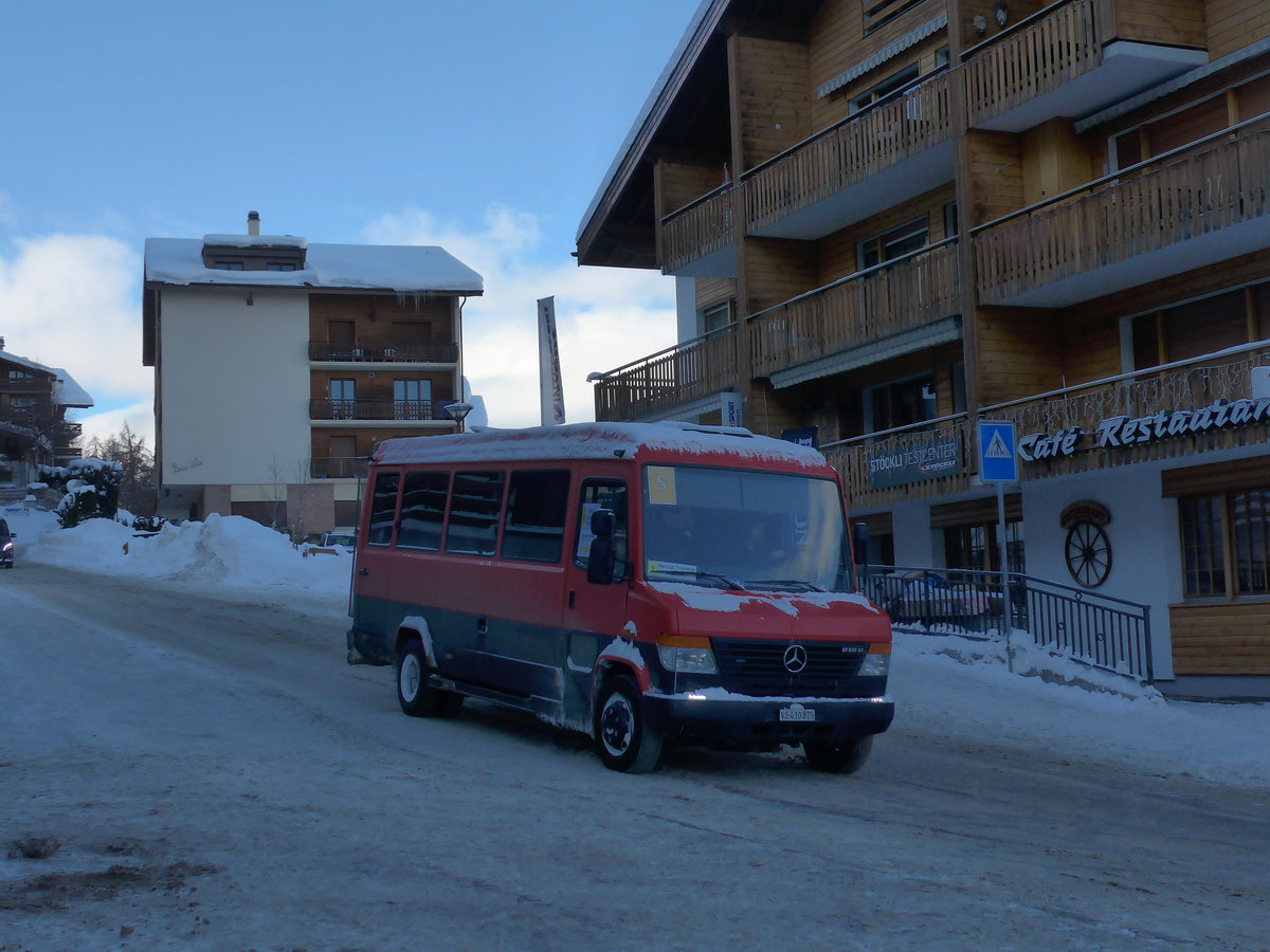 (186'994) - Fournier, Condmines - VS 410'875 - Mercedes am 17. Dezember 2017 in Haute-Nendaz, Tlcabine