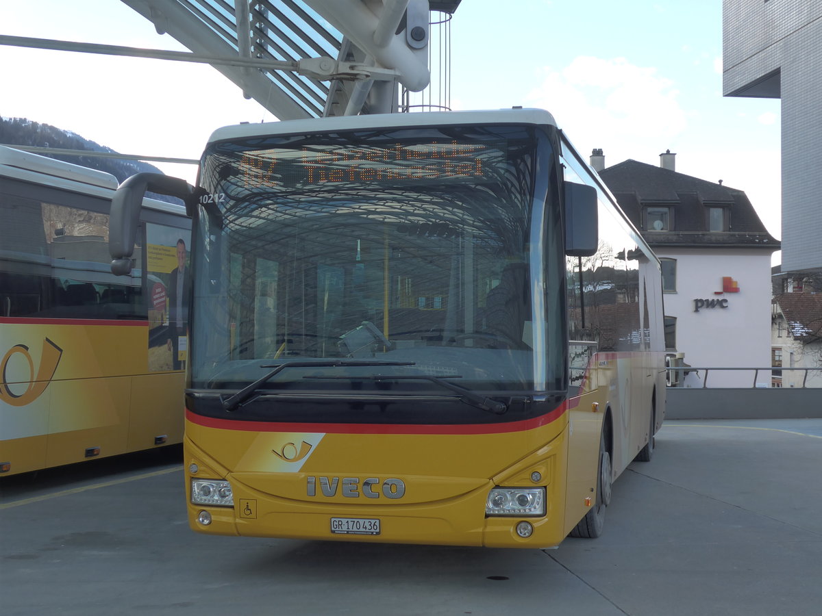 (187'417) - PostAuto Graubnden - GR 170'436 - Iveco am 26. Dezember 2017 in Chur, Postautostation