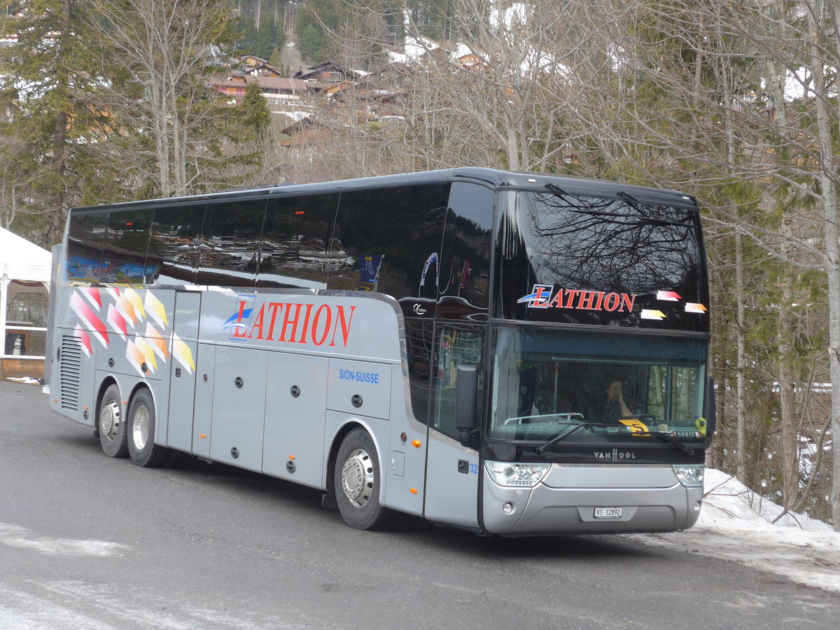 (187'750) - Lathion, Sion - Nr. 32/VS 12'892 - Van Hool am 7. Januar 2018 in Adelboden, ASB