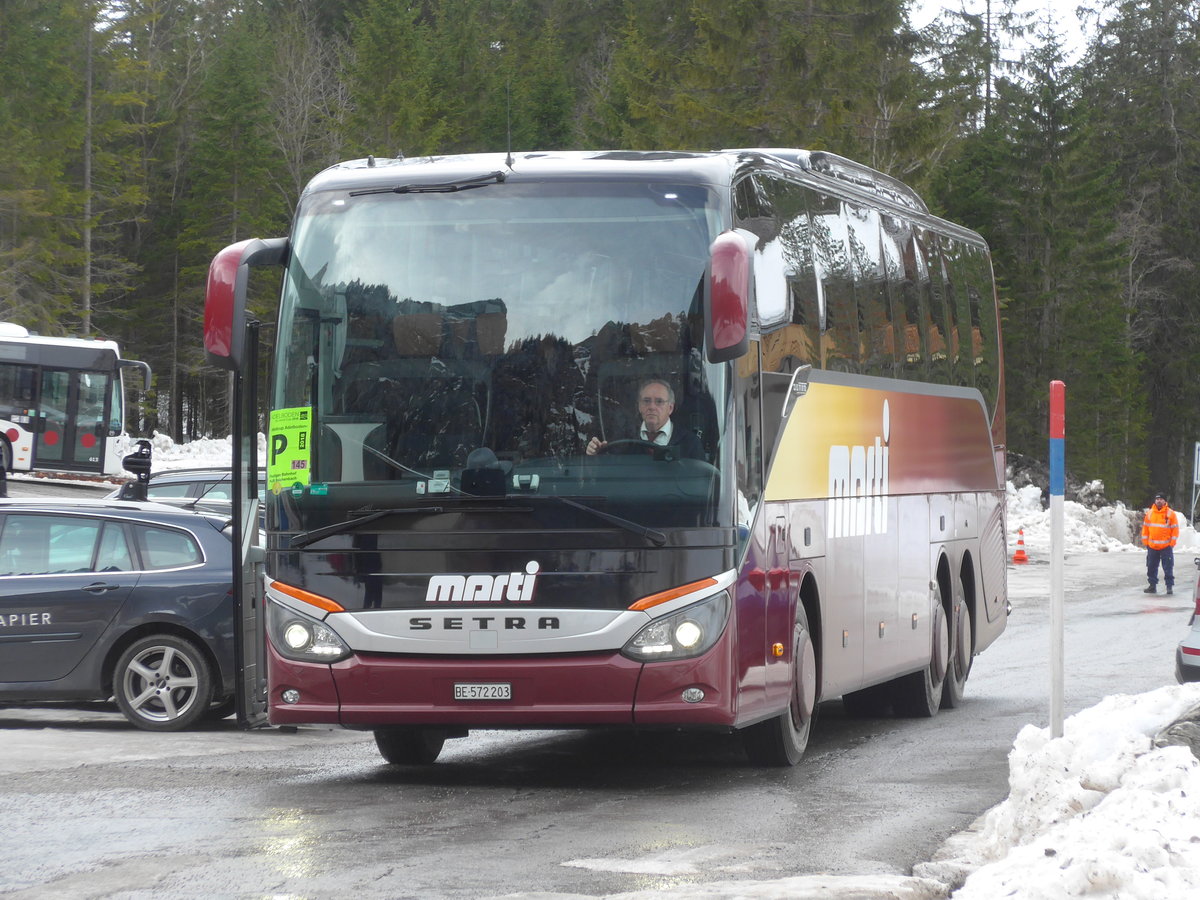 (187'839) - Marti, Kallnach - Nr. 3/BE 572'203 - Setra am 7. Januar 2018 in Adelboden, Unter dem Birg