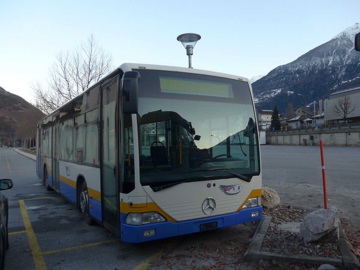 (187'959) - LLB Susten - Nr. 11 - Mercedes (ex TC La Chaux-de-Fonds Nr. 218) am 14. Januar 2018 in Leuk, Garage