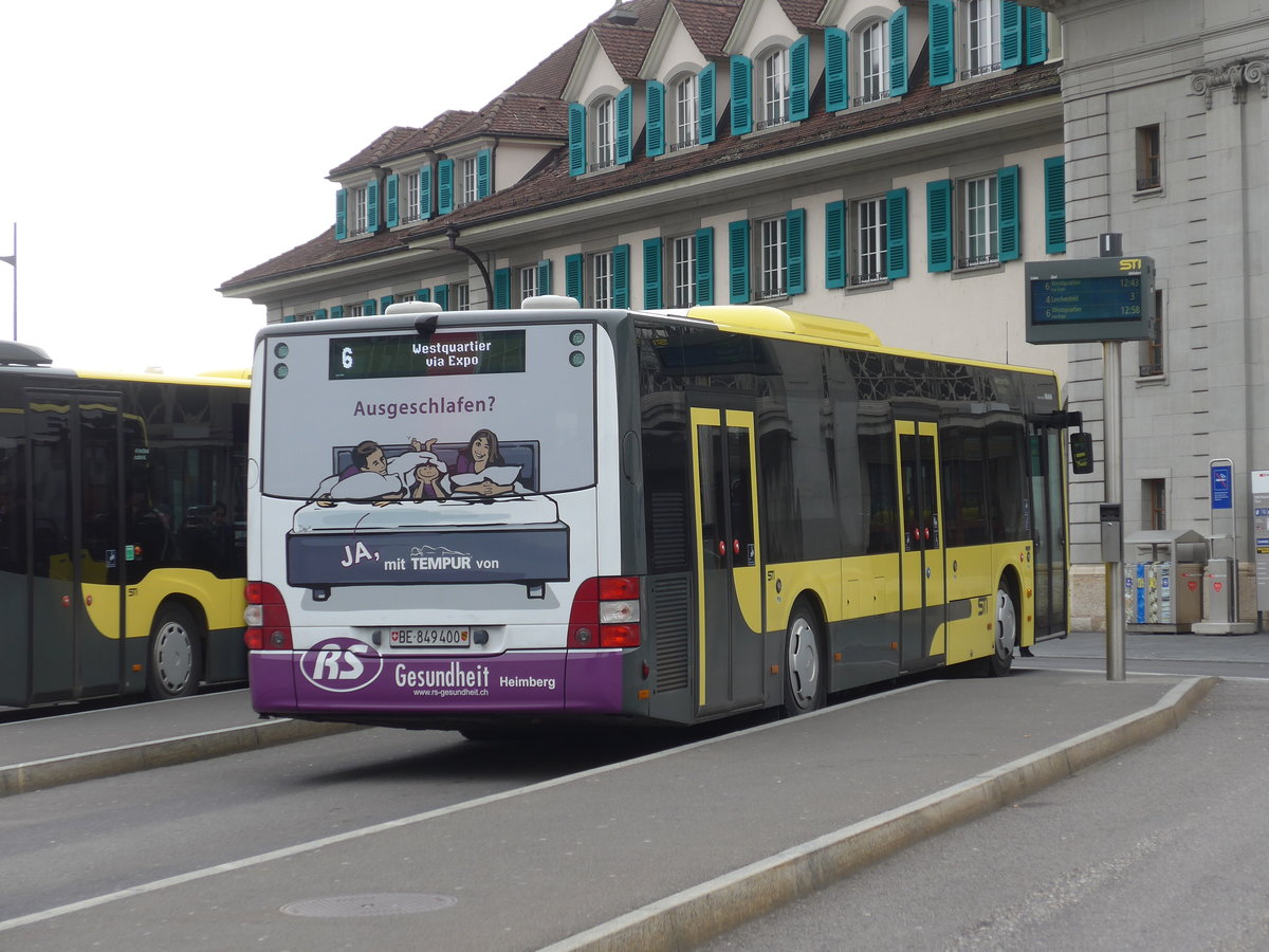 (188'188) - STI Thun - Nr. 400/BE 849'400 - MAN am 4. Februar 2018 beim Bahnhof Thun