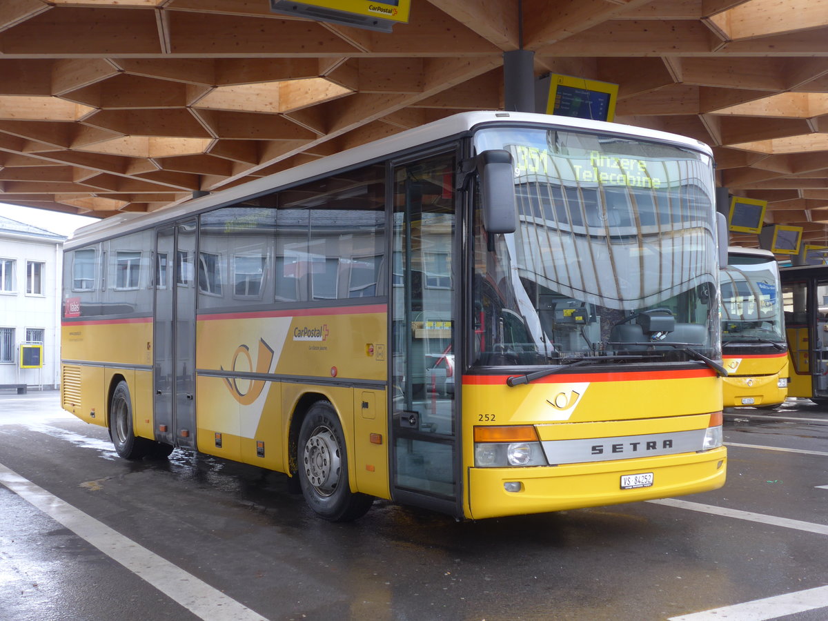 (188'419) - Buchard, Leytron - Nr. 252/VS 84'252 - Setra (ex Rey, Ayent; ex Buchard, Leytron) am 11. Februar 2018 beim Bahnhof Sion